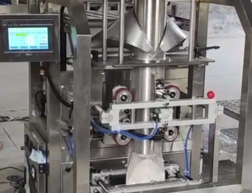 Automatic flour packaging machine